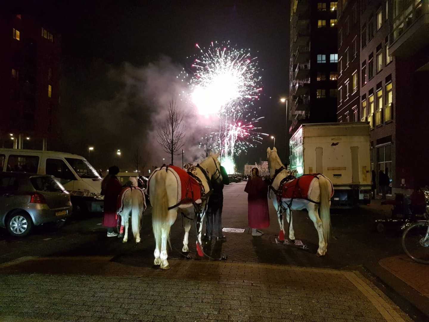 Kovan, Lujosa & Singels Gwinn bij het vuurwerk in Zoetermeer
