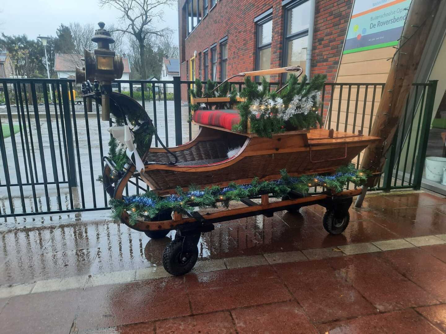 Rietenarreslee ter decoratie